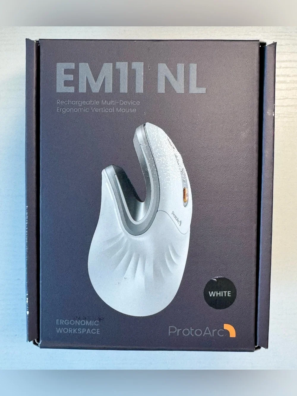 ProtoArc EM11 NL 2.4GHz Wireless Vertical Ergonomic Right-Handed Mouse White NIB